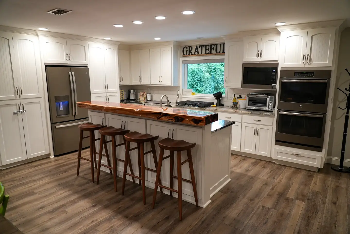 A large fully stocked kitchen
